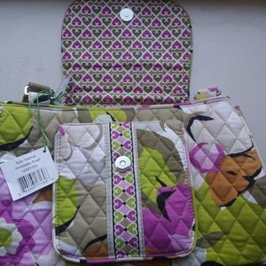 VERA BRADLEY Edie Satchel